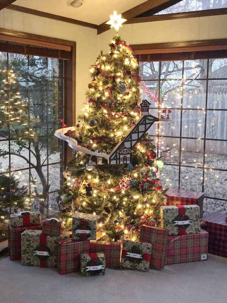 Christmas tree with vintage ski lift