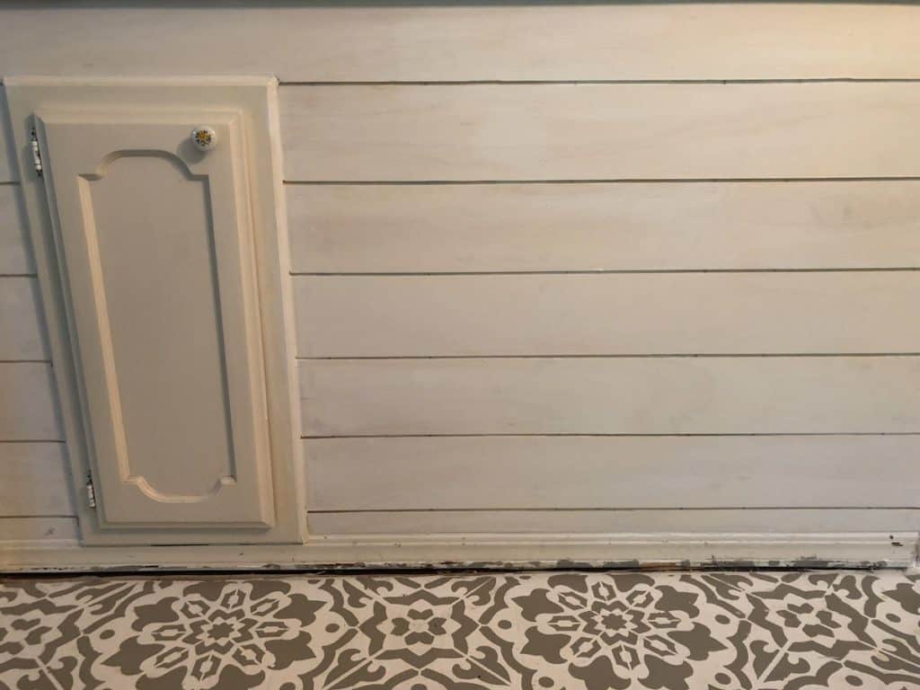 primed shiplap