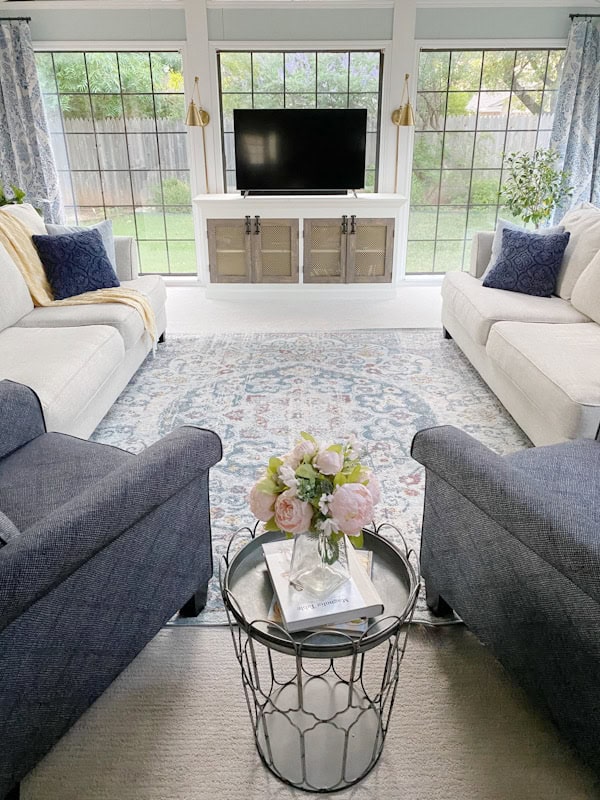 farmhouse living room