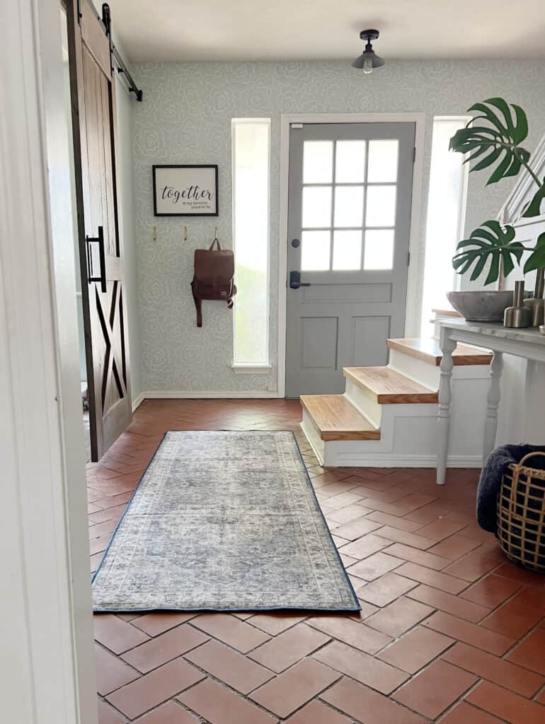 Muddy paws are no match for our washable and spillproof rugs! 📸  @prouddogmomblog Rug: Tabor — Natural/Ash #washablerug #homeinterior…