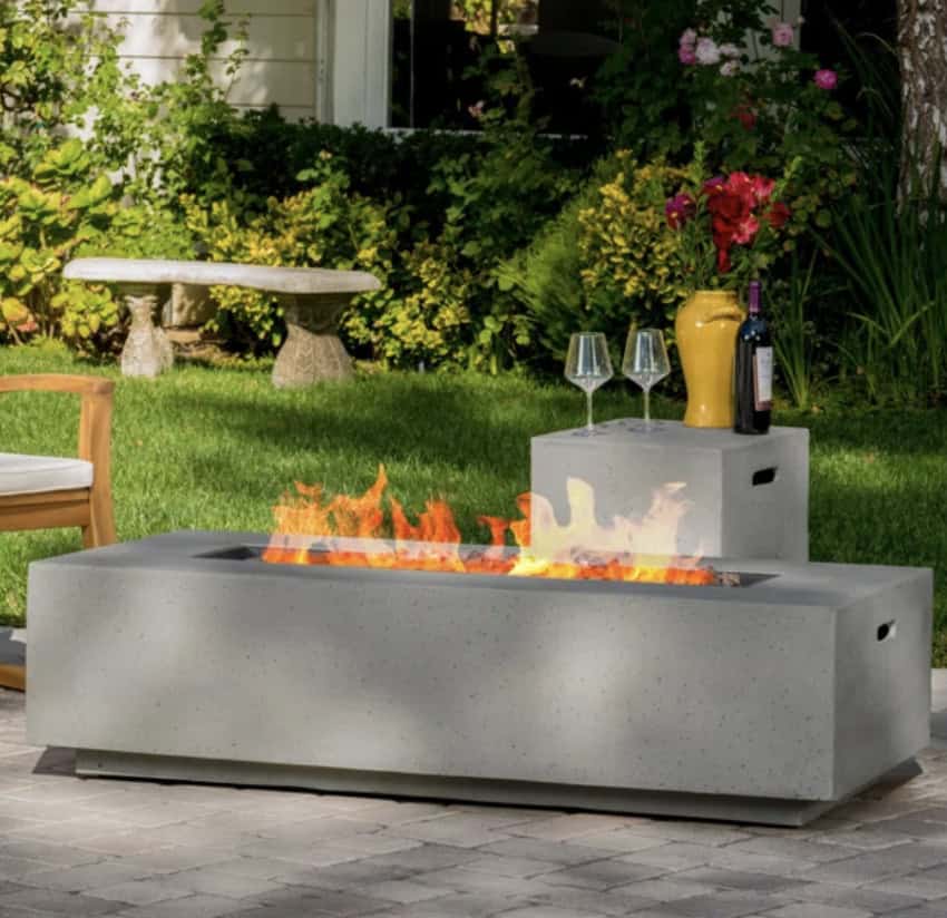 16 Backyard Fire Pit Ideas for Cozy Summer Nights 7