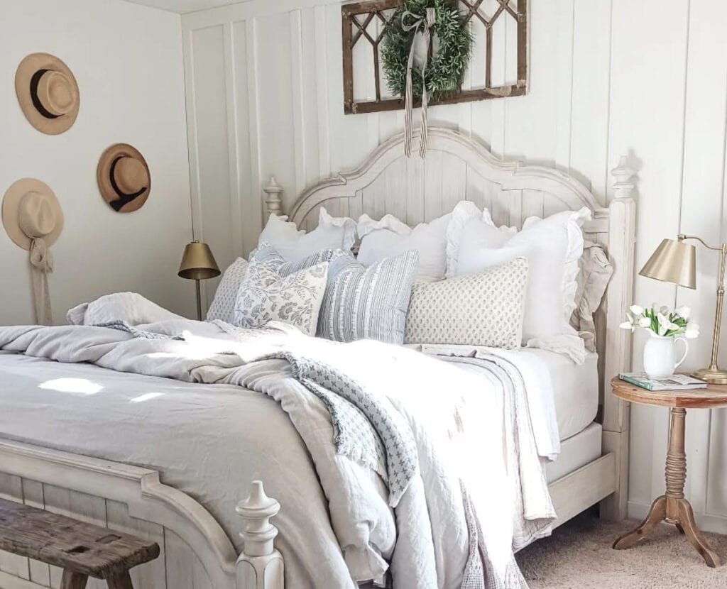 Make Your Bed Like a Designer: Step-by-Step Layered Bedding Tips! 2