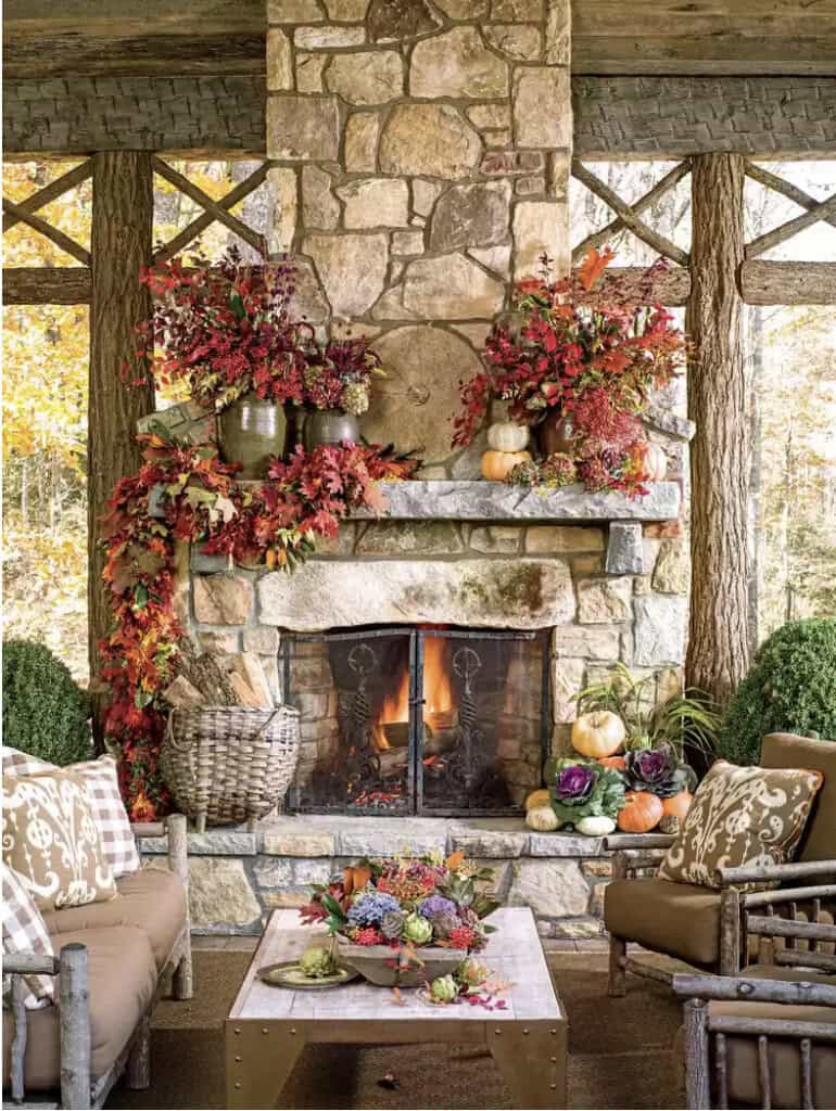10 Warm and Inviting Fall Mantle Decor Ideas for Your Home 4