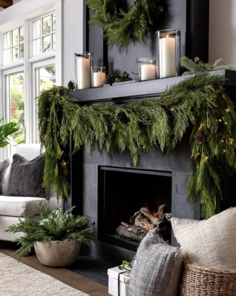 Christmas Decor Ideas for a Living Room Cozy for the Holidays 5